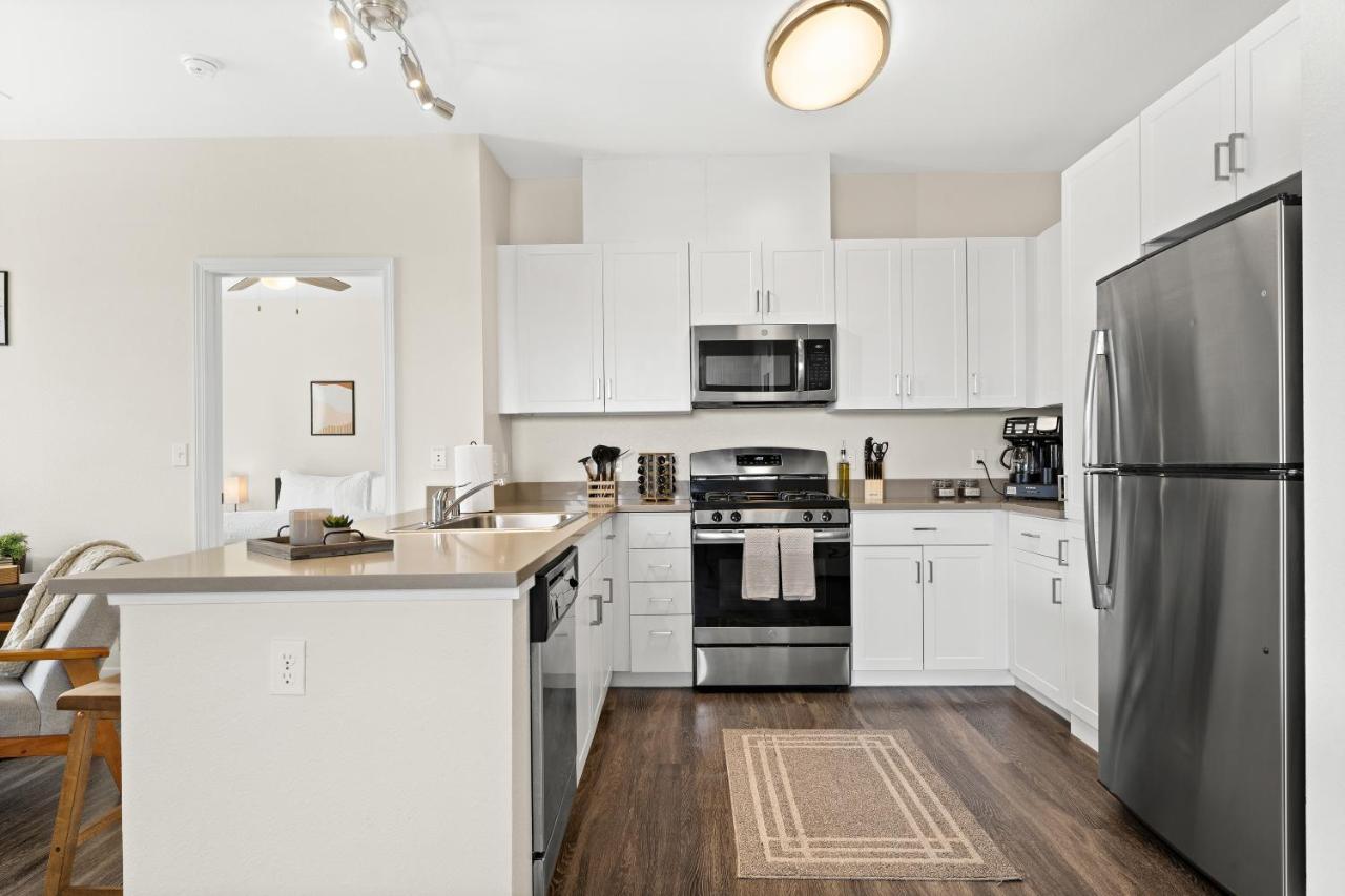 Luxury Retreat - King Beds, Hot Tub, & Pool - Family & Remote Work Friendly Reno Exterior foto