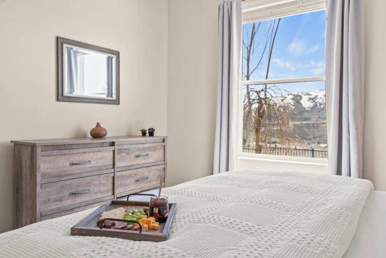 Luxury Retreat - King Beds, Hot Tub, & Pool - Family & Remote Work Friendly Reno Exterior foto