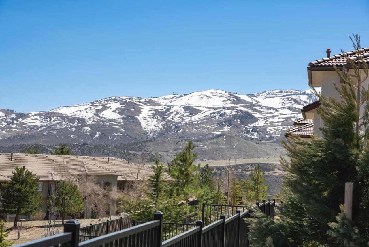 Luxury Retreat - King Beds, Hot Tub, & Pool - Family & Remote Work Friendly Reno Exterior foto