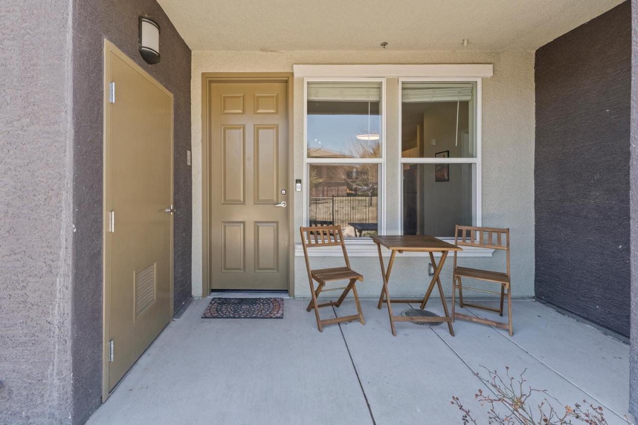 Luxury Retreat - King Beds, Hot Tub, & Pool - Family & Remote Work Friendly Reno Exterior foto