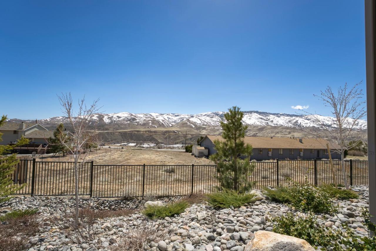 Luxury Retreat - King Beds, Hot Tub, & Pool - Family & Remote Work Friendly Reno Exterior foto